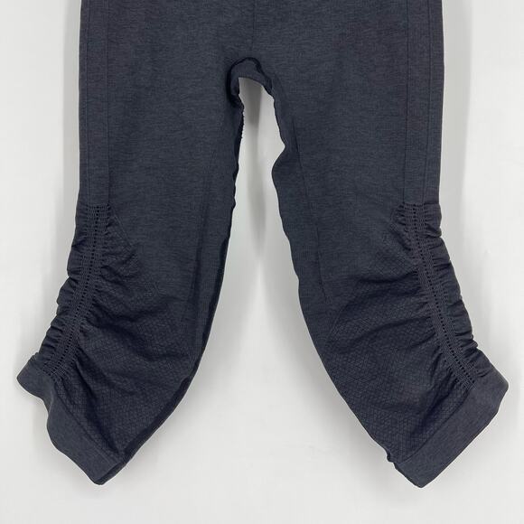 Lululemon Ebb and Flow Crop Tight in Coal Size 4 - Picture 3 of 10